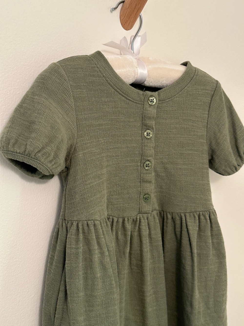 Cat & Jack Green Casual Spring Dress - Picture 2 of 3
